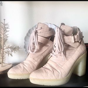 Alexander Wang Leather Lace Up Boots in size 8 ✨